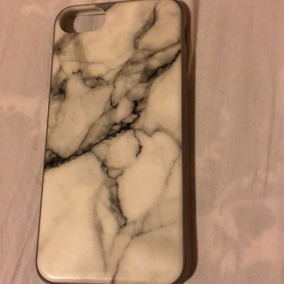 iPhone 8 case - Picture 1 of 1